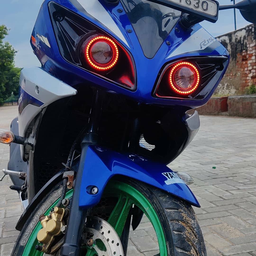 Image default