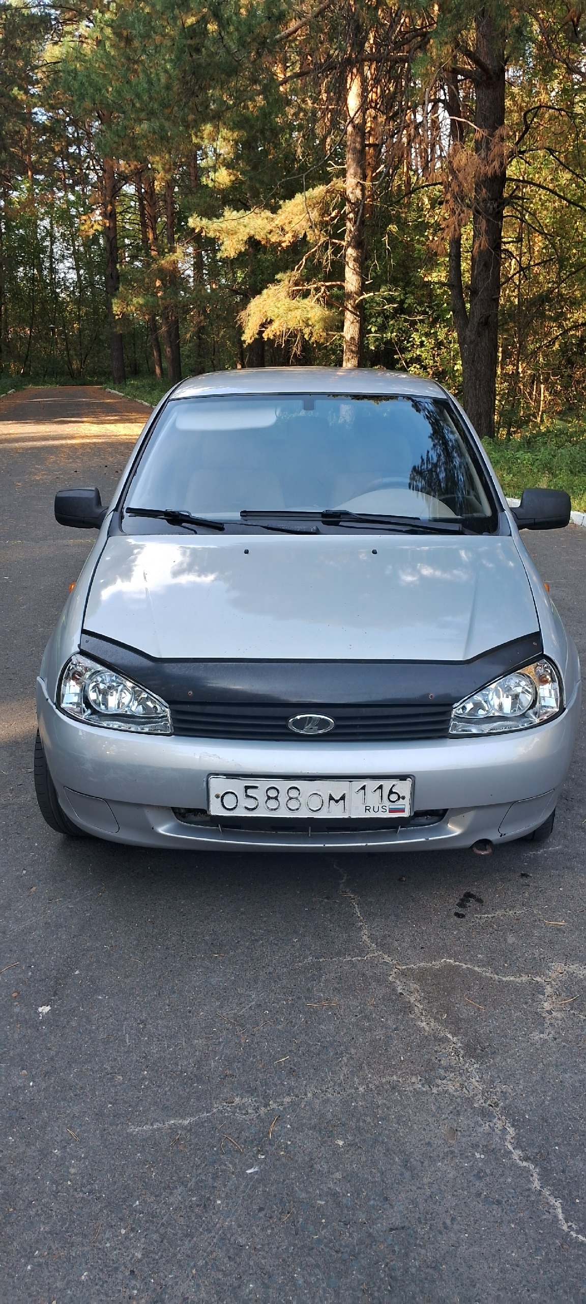 Image default