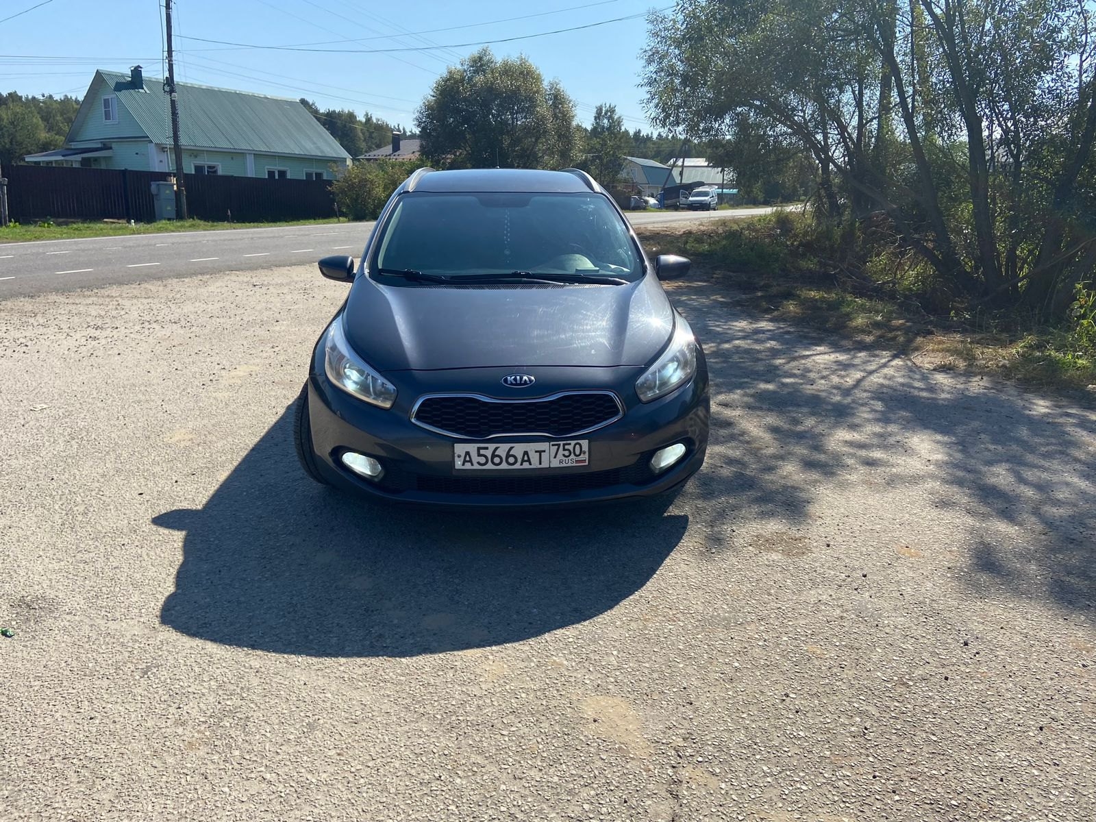 Image default